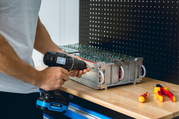 Шуруповерт bosch набор