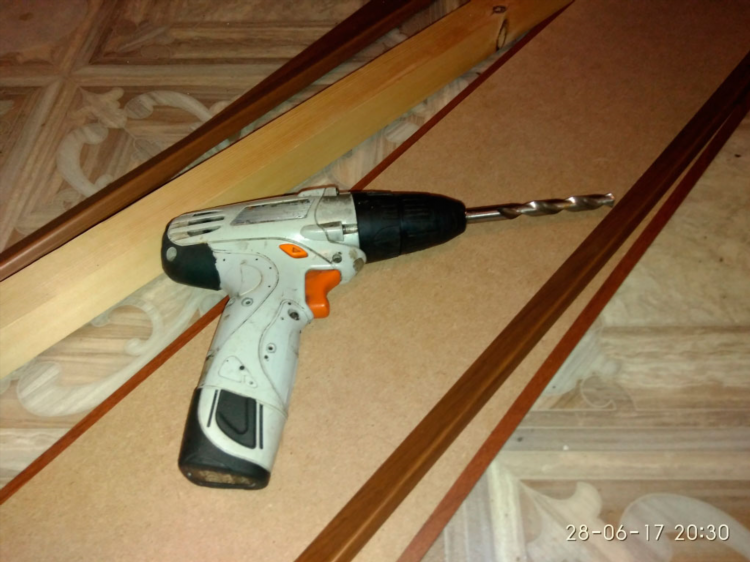 Шуруповерт dexter power 12v